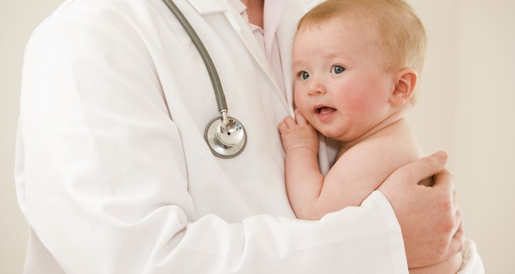 Las visitas regulares al pediatra son fundamentales para la salud de su bebé.
