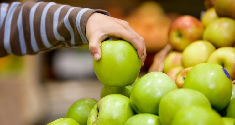 Comer un bocadillo rápido y nutritivo justo antes de ir a dormir puede tener beneficios nutricionales.