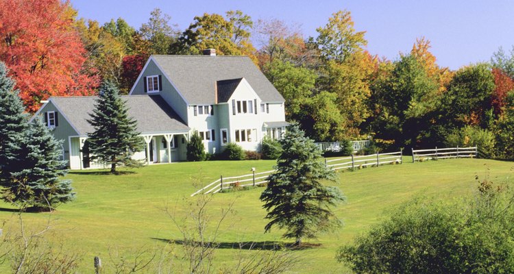 Hay muchos tipos de casas rurales diferentes, incluyendo el clásico, el holandés de Pennsylvania y las casas rurales de plantación.