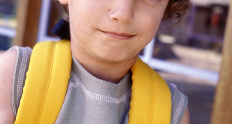 Observa el lenguaje corporal del niño para determinar si está siendo sincero o no.