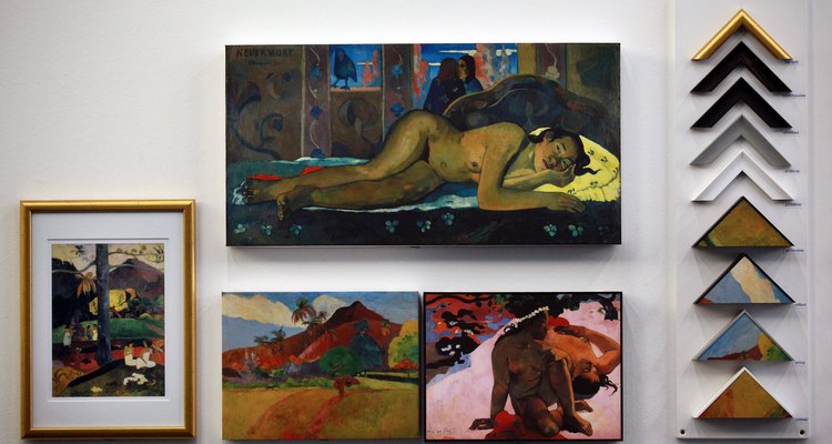 Merchandising baseado na obra de Gauguin está à venda no Tate Museum, em Londres, Inglaterra