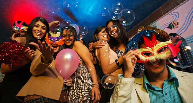 Faça festas temáticas divertidas