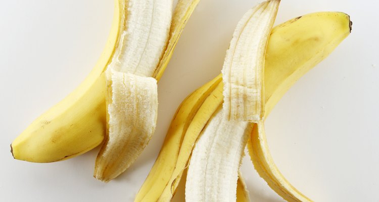 Você pode fazer um pudim de banana no forno micro-ondas