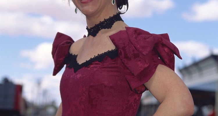 Make yourself a cancan skirt.