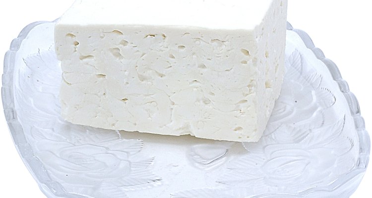 El cuajo es utilizado para hacer queso.