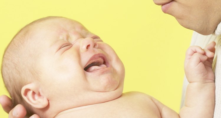 Si no eres el padre biológico de un niño, puedes desconocer la paternidad.