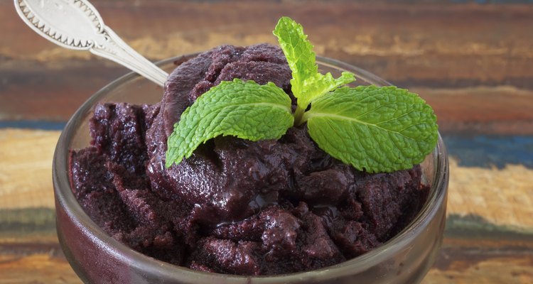 Close up of Acai pulp in glass with fresh mint