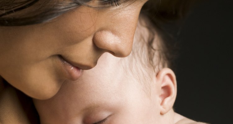 Saiba como identificar a síndrome do bebê cinzento em um recém-nascido
