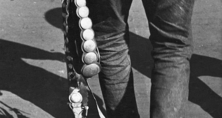 Los jeans dejaron de ser un atuendo de trabajo para los cowboys y se convirtieron en un artículo de moda en la década de 1950.