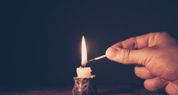 La magia negra se refiere a las artes oscuras de la brujería.
