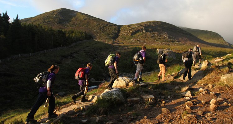Northern Ireland's County Down tiene impresionantes vistas a las colinas para gratificar a los ambiciosos excursionistas.