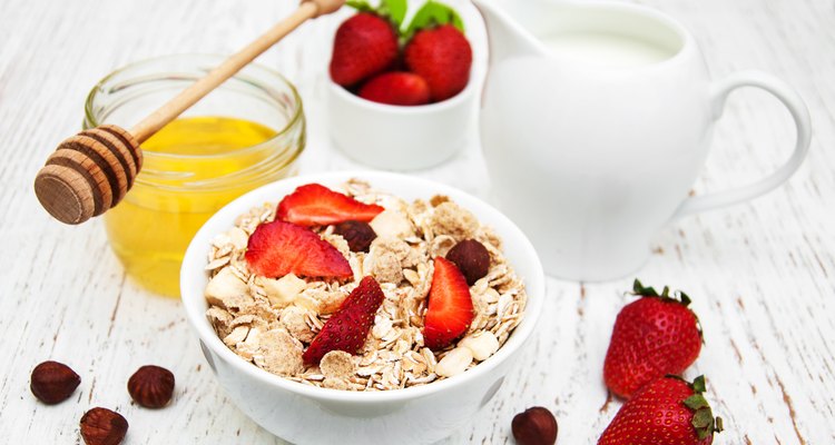 Muesli with strawberries