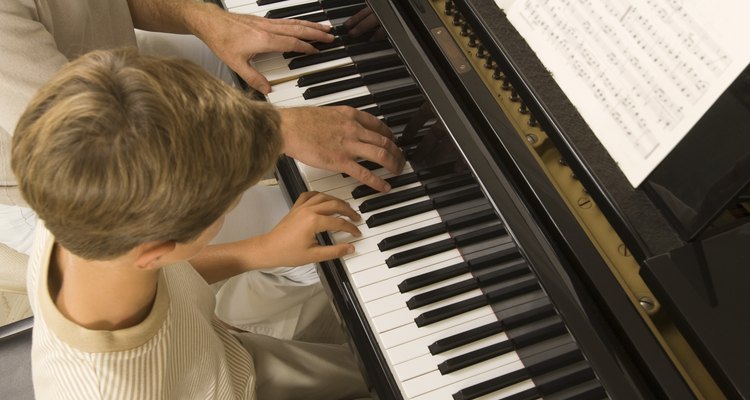 Las actividades cerca de Middle Village incluyen clases de música y danza.