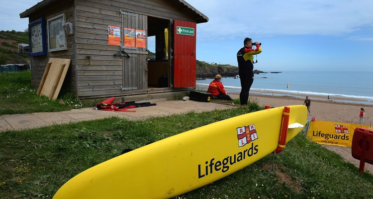 Make sure the lifeguard has all the recognised qualifications.