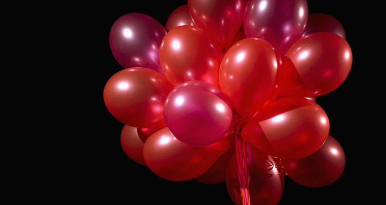 Use a balloon to make your mask.