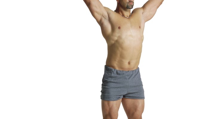 A testosterona auxilia no ganho de massa muscular