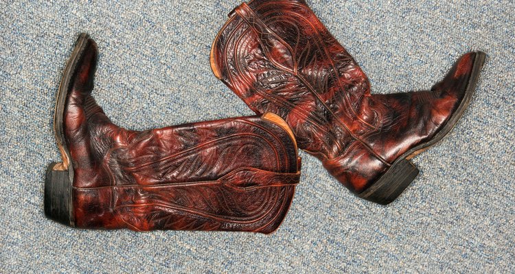How To Re Cowboy Boots
