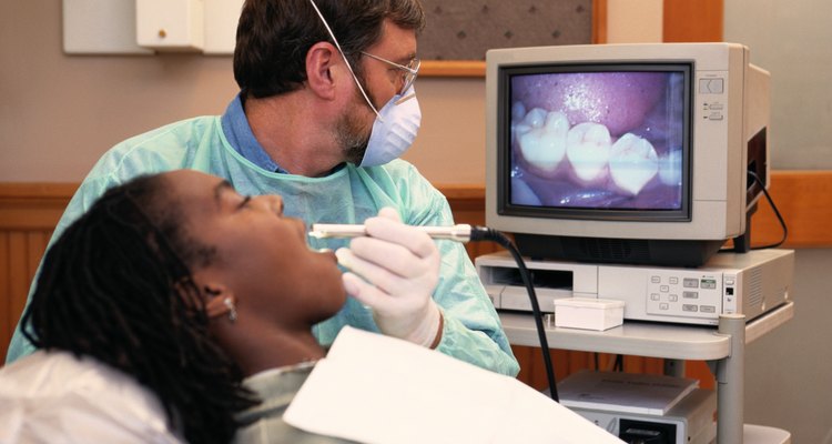Seu dentista pode conseguir consertar o dente de forma que o estrago fique imperceptível