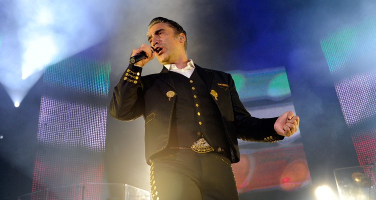 Alejandro Fernández es un cantante mexicano reconocido internacionalmente.