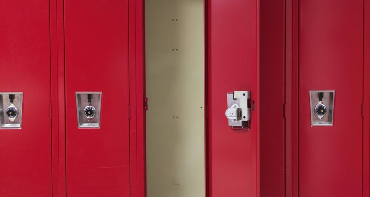 Decore o interior do seu armário escolar