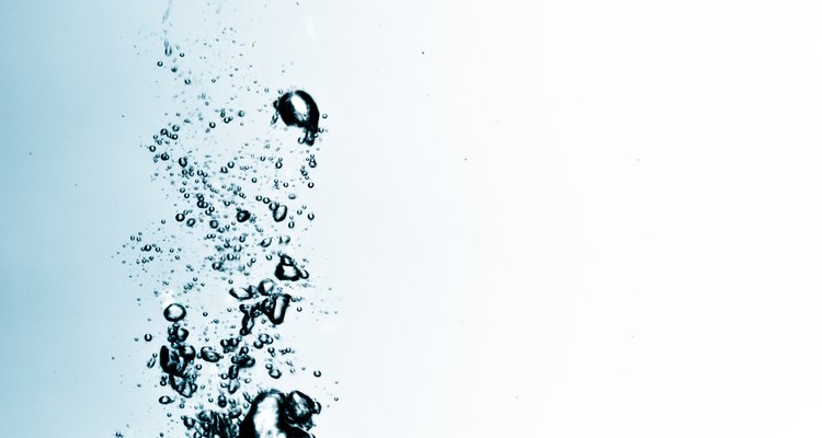 Bebe más agua para eliminar las toxinas del organismo.