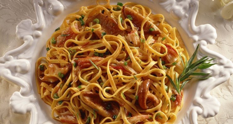 Pasta con pepinillos.