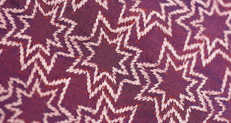 Neutralise problematic pink carpet.