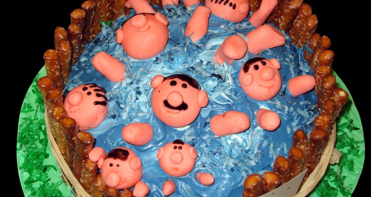 Dress up your cake with a swimming pool theme.
