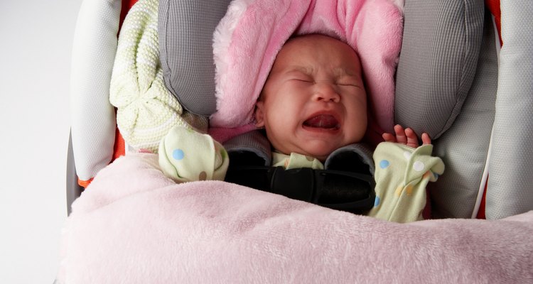 Os travesseiros de suporte das cadeirinhas manterão a cabeça do bebê na posição correta