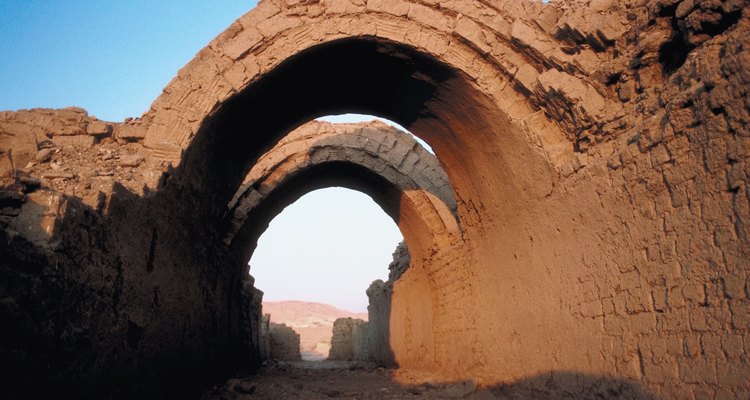 Os tijolos de argila eram utilizados para consturir casas na antiga Mesopotâmia