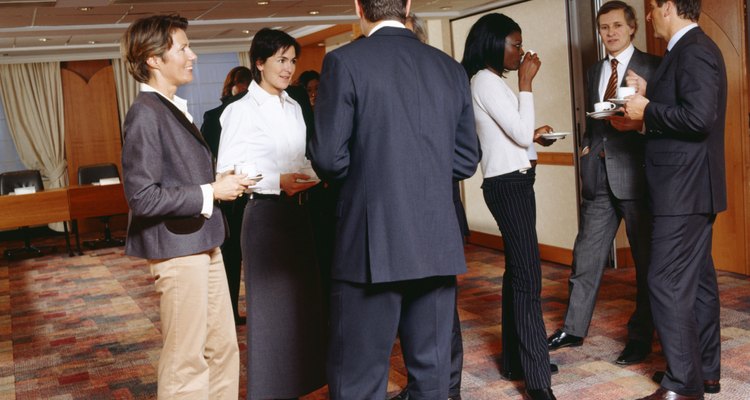 Servindo café em conferências