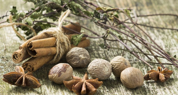 Canela e noz-moscada apresentam propriedades anti-inflamatórias