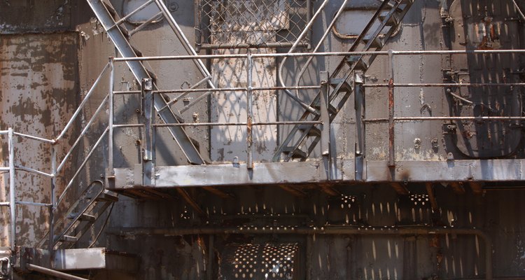 Minimum tread dimensions helps ensure firm footing for ladder climbers.