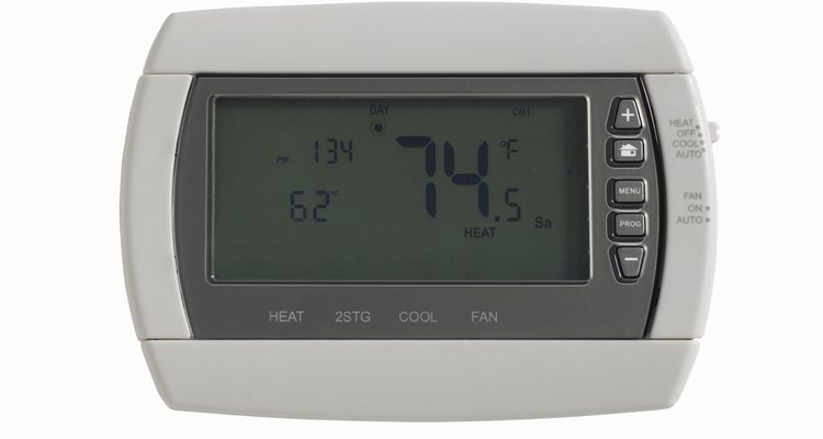 Conecta un termostato casero de cinco cables para calefacción y refrigeración.