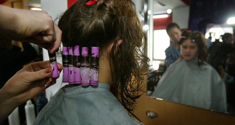 Kabul Beauty School Teaches Women To Be Hairdressers