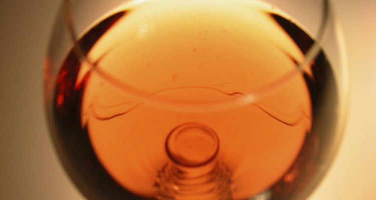 “Sine metu” está impresa en cada botella del whiskey irlandés Jameson.