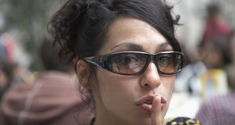 Sé discreto al tener citas mientras el juicio de divorcio está pendiente.