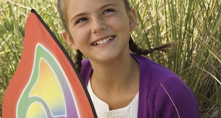 Put a picture of the birthday girl with her butterfly kite on the cake.