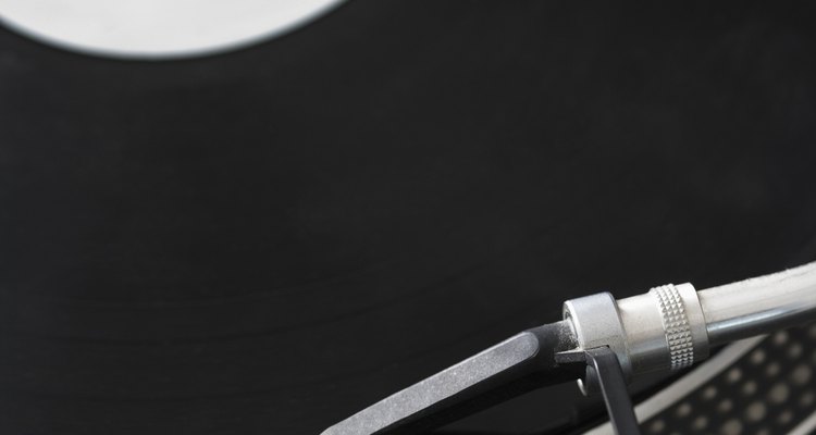 El audio grabado en vinilo es especialmente propenso al ruido de fondo.