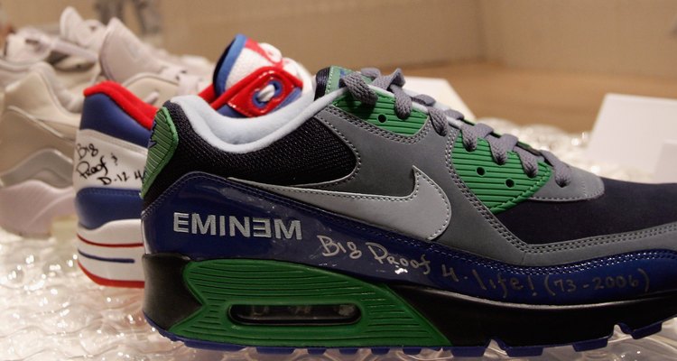Eminem & Nike - Trainer Auction At Nike Town