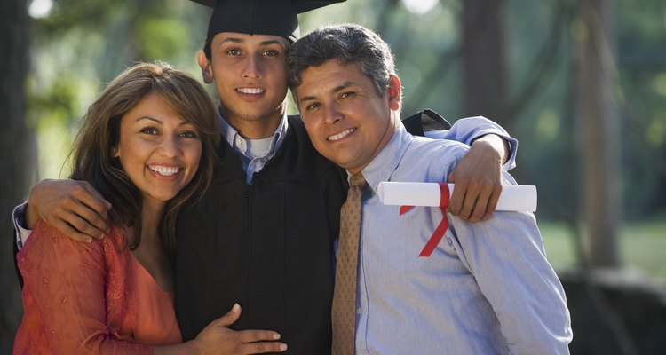 Cómo ser vestido la madre una graduación?