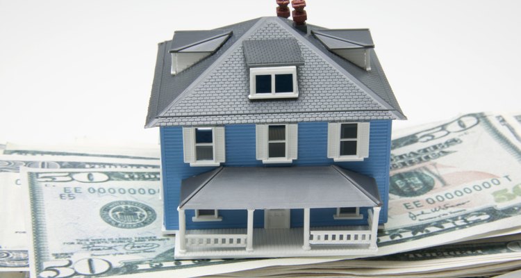 Una vez que el prestatario fallece, la deuda hipotecaria deberá ser abonada con sus bienes o por algún beneficiario.