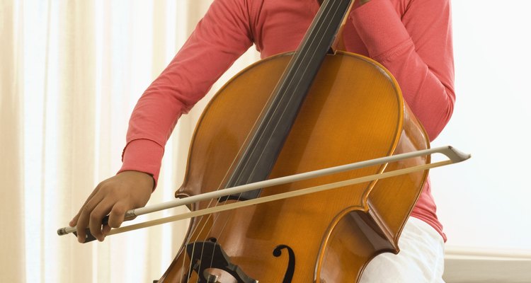O moderno violoncelo é um descendente da viola de gambá