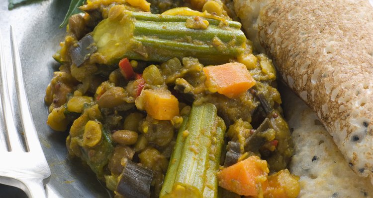 O curry é o principal ingrediente na culinária tradicional indiana e oriental
