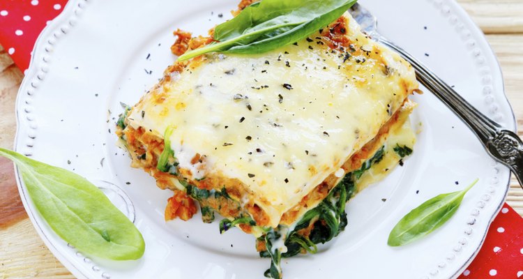 lasagna with spinach and mushroom stuffing