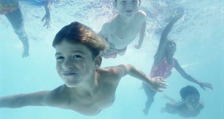En la terapia acuática los niños autistas mejoran su rango de movilidad.
