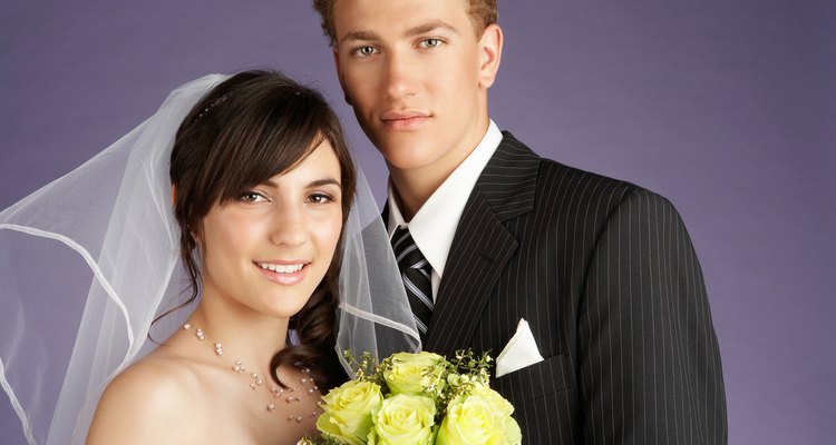 Start your wedding planning with free catalogues.