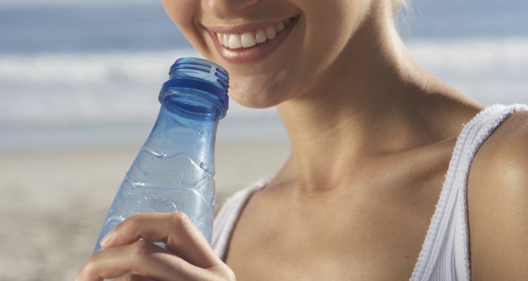 A melhora da nutrição das células, proporcionado pelo exercício, retarda o envelhecimento precoce