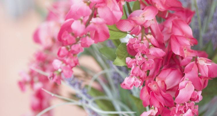 No tienes que recurrir a las flores falsas para facilitar la belleza durante todo el año.