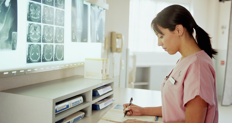 Crea tus reportes de enfermería en línea para un rápido acceso.